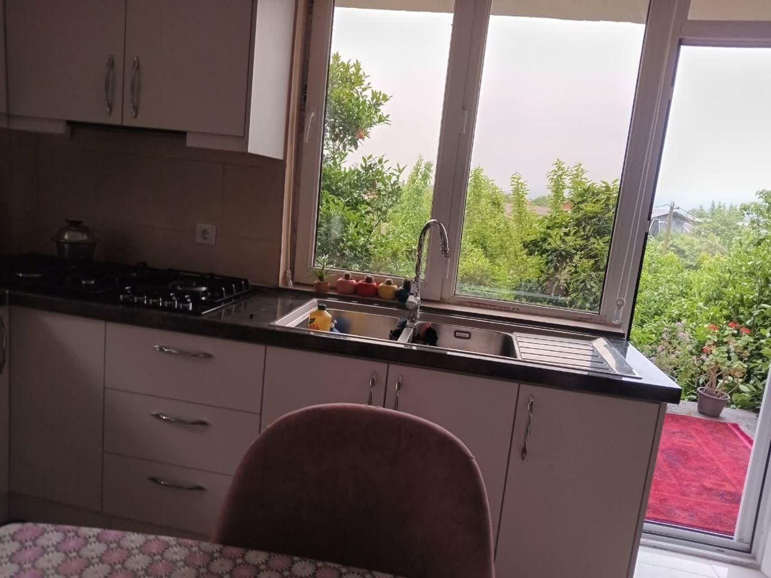 خانه ویلایی ،کوهستانی با ویو عالی|اجارهٔ کوتاه‌مدت ویلا و باغ|کومله, |دیوار