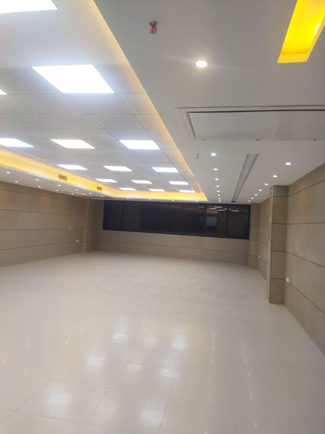 رهن اجاره تعدادی مغازه از 70متر الی 200متر|اجارهٔ مغازه و غرفه|شاهینشهر, سعدی جنوبی|دیوار