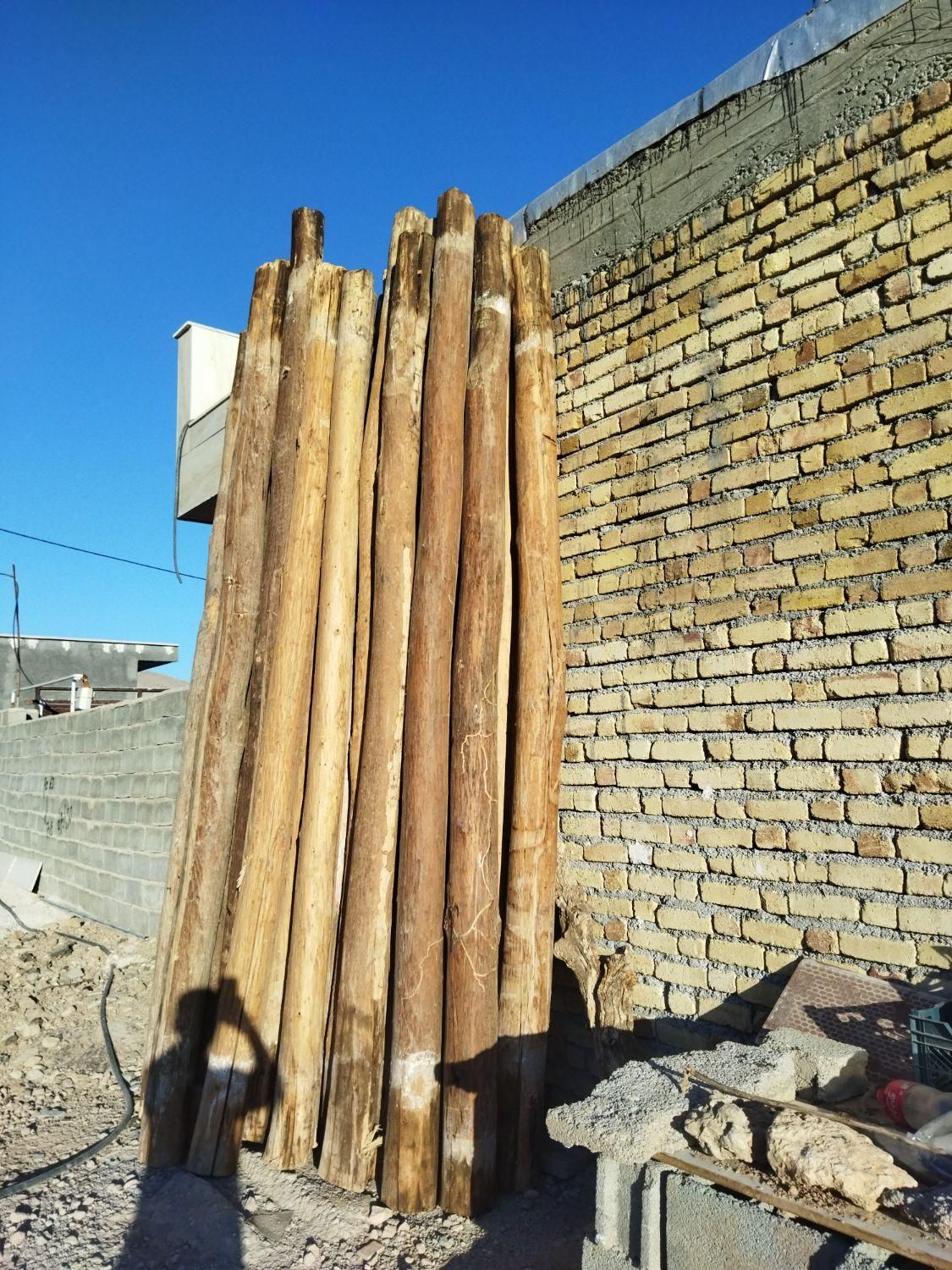 خرید درخت و چوب ساختمانی سقفی وضایعاتی|خدمات باغبانی و درختکاری|ایلام, |دیوار