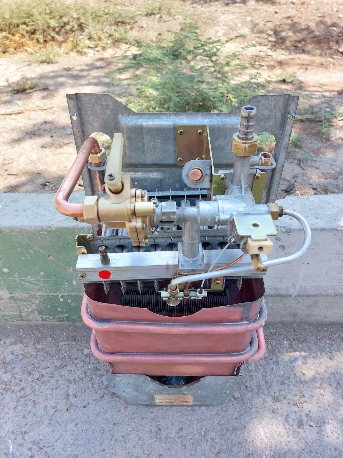 آبگرمکن بوتان مدل B3110 کوچک مناسب مغازه و مسکونی|آبگرمکن، پکیج، شوفاژ|تهران, کیانشهر|دیوار