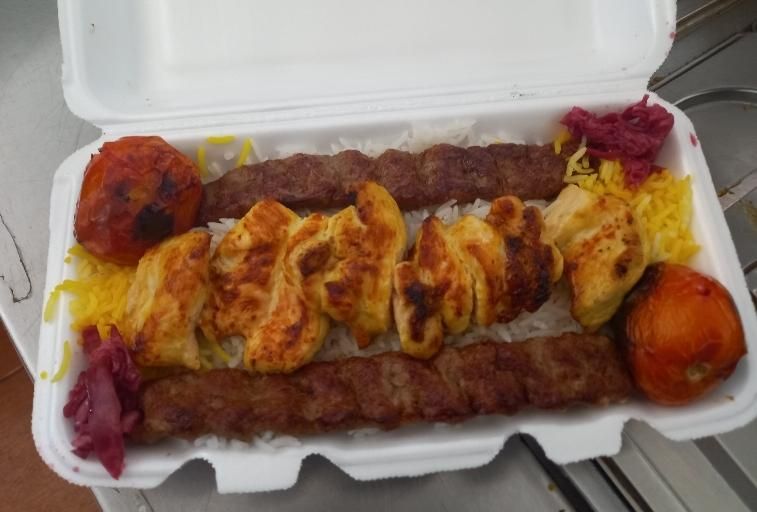 تهیه غذا و کترینگ دلنواز|خدمات پذیرایی، مراسم|خرمآباد, |دیوار