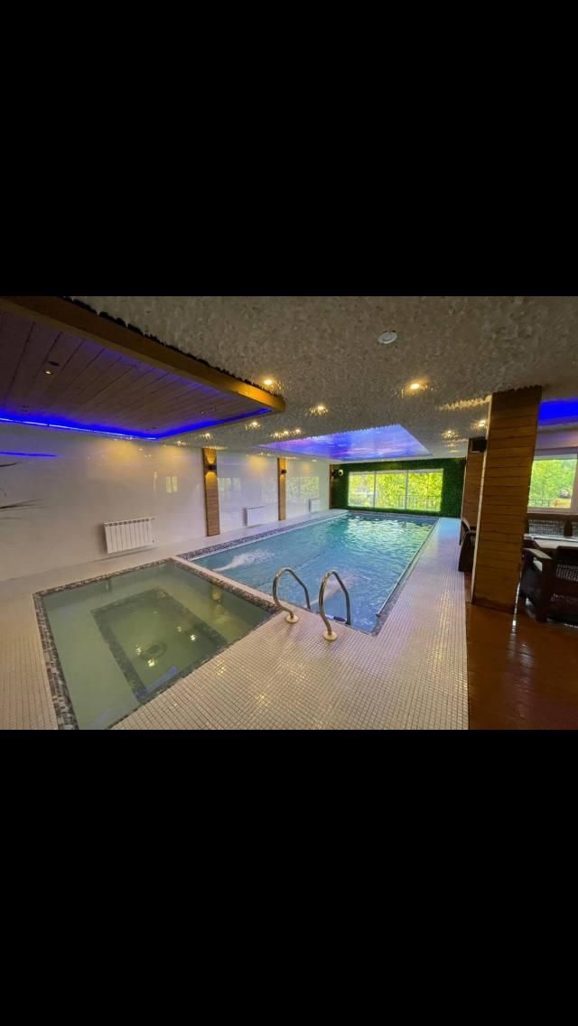 لواسان/فشم ویلای دو خواب استخردار|اجارهٔ کوتاه‌مدت ویلا و باغ|لواسان, |دیوار