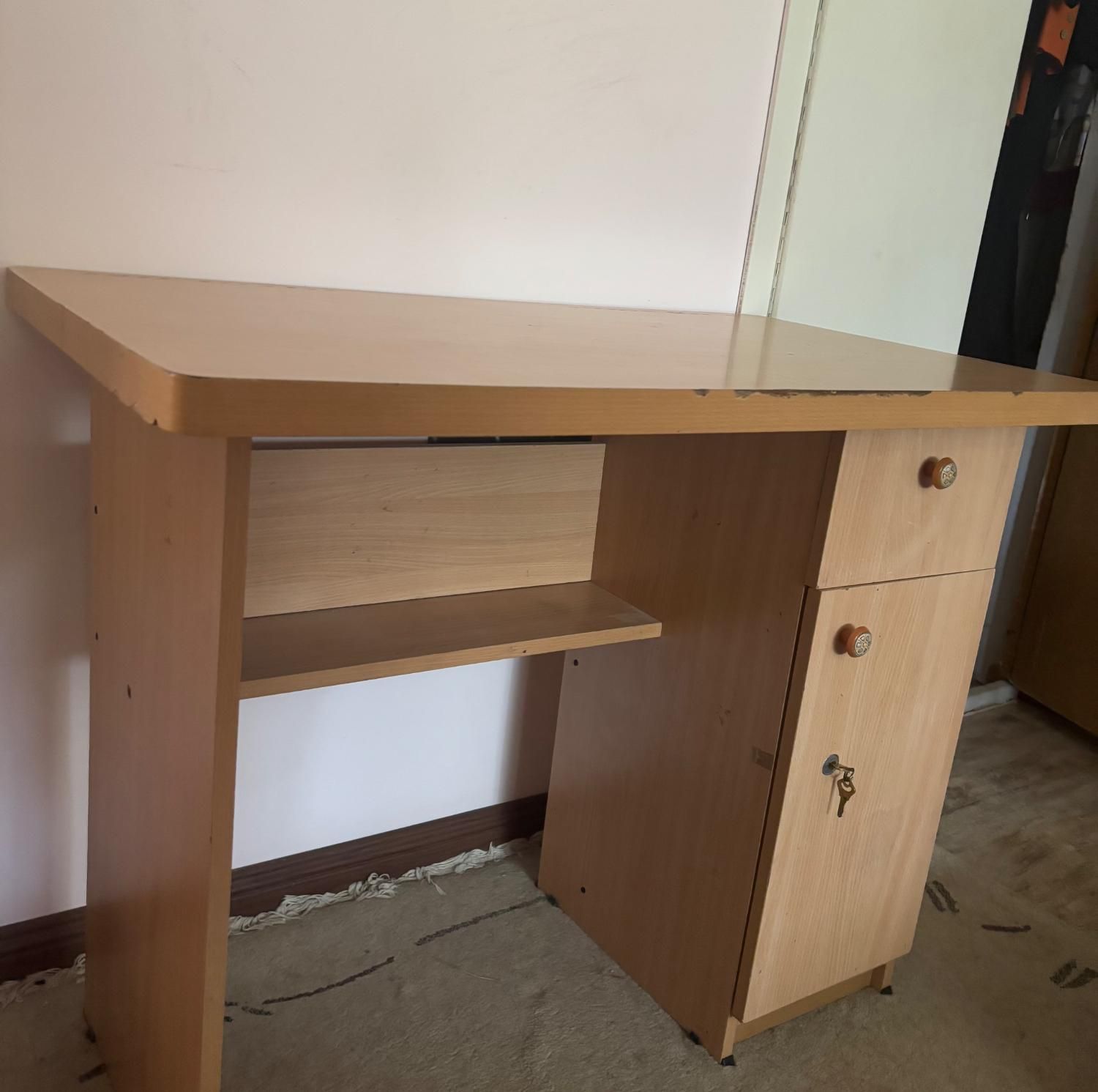 میز تحریر چوبی|میز تحریر و کامپیوتر|شاهرود, |دیوار