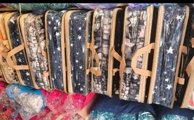 پتوی گلبافت|رختخواب، بالش، پتو|کرج, شهرک فهمیده|دیوار
