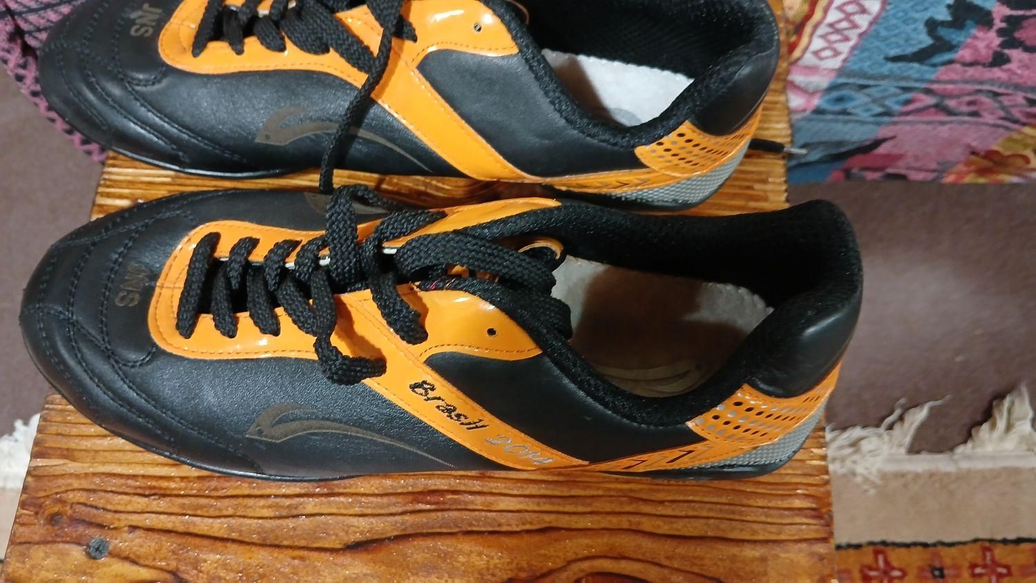 کفش چرم فوتبالی استوک|کیف، کفش، کمربند|بندر انزلی, معلم|دیوار