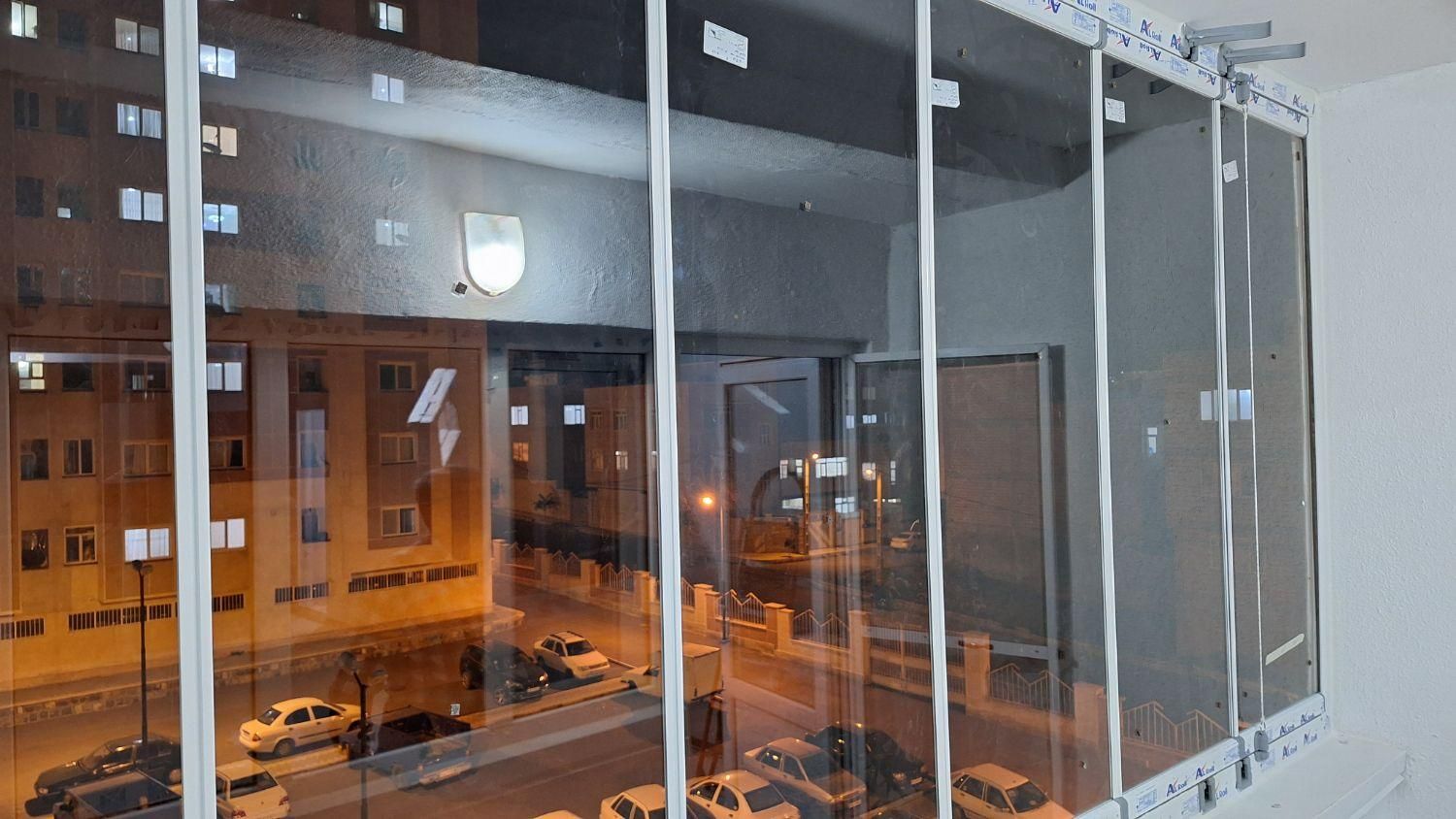 تولیددرب و پنجره دوجداره توری کشویی  شیشه بالکنی|خدمات پیشه و مهارت|زنجان, |دیوار