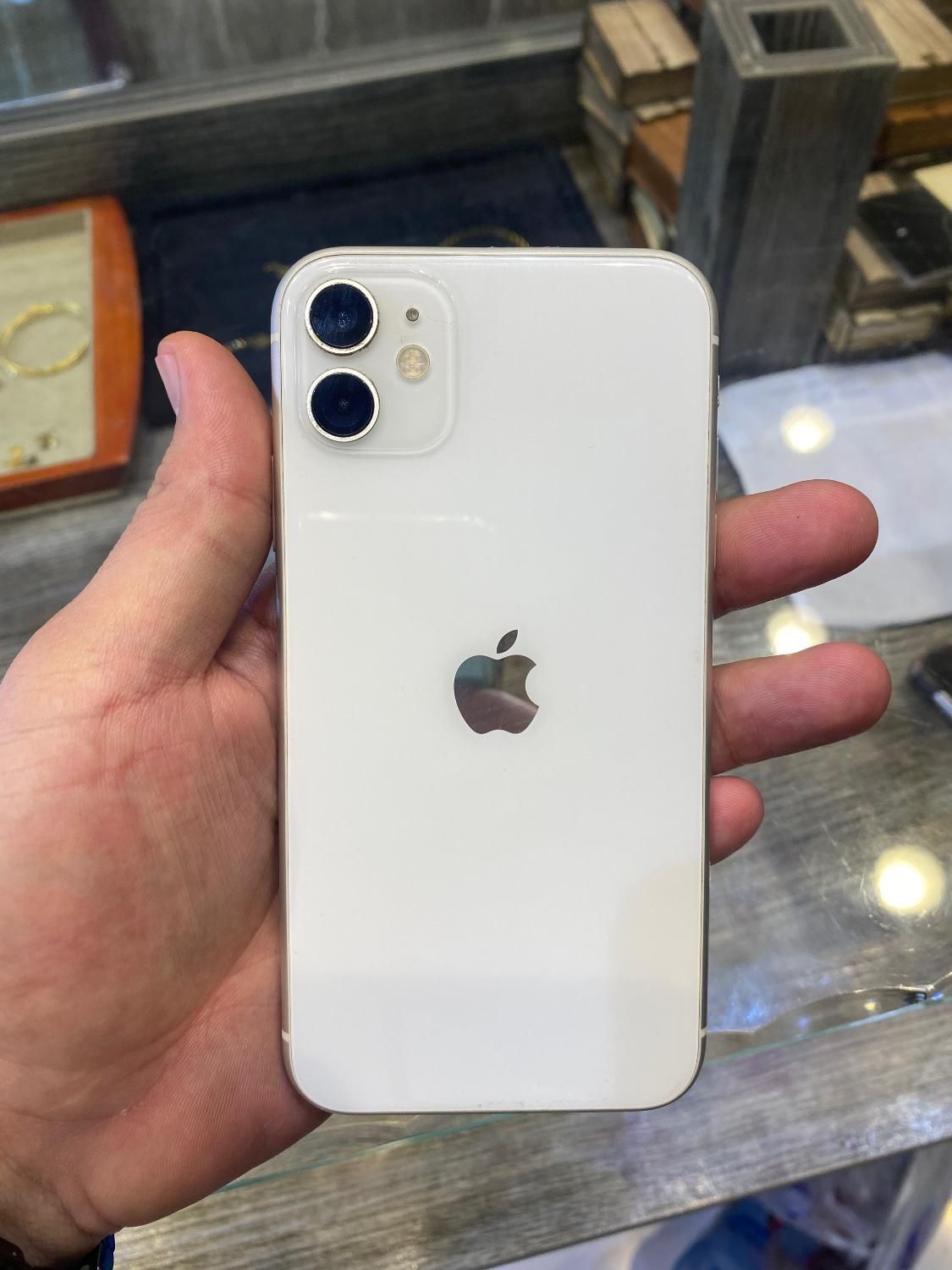 اپل iPhone 11 با حافظهٔ ۱۲۸ گیگابایت|موبایل|تهران, امامزاده حسن(ع)|دیوار