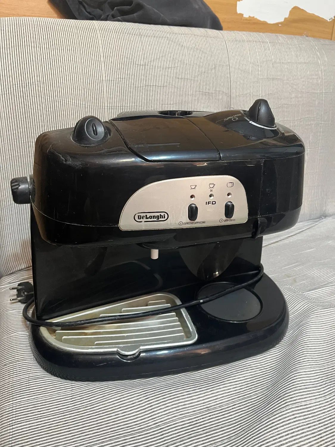 قهوه ساز delonghi|سماور، چای‌ساز، قهوه‌ساز|تهران, سعادت‌آباد|دیوار