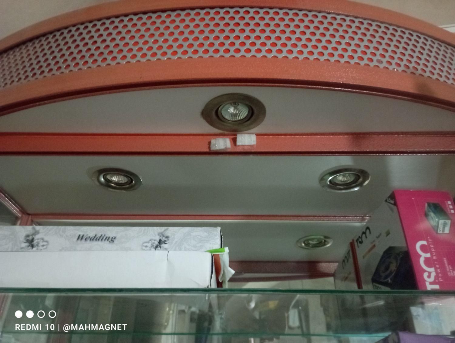 ویترین آلومینیوم آیینه چراغدار|بوفه، ویترین، کنسول|لنجان, |دیوار