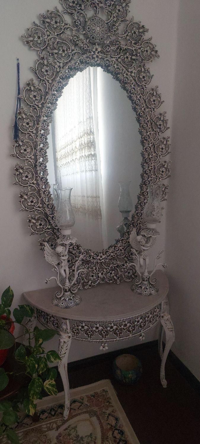 اینه کنسول بسیار زیبا مناسب جهیزیه عروس|بوفه، ویترین، کنسول|ساری, |دیوار