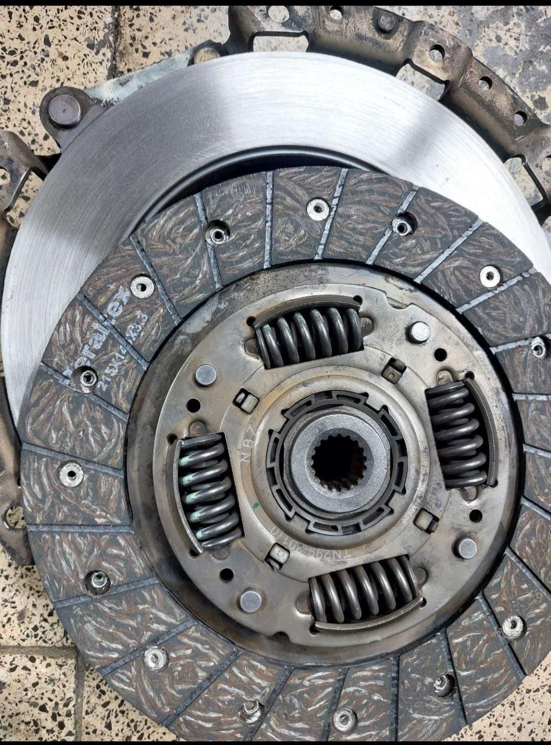 دیسک و صفحه اروپایی بشرط ۹۰ درصد با ضمانت|قطعات یدکی و لوازم جانبی|شیراز, باغ تخت|دیوار