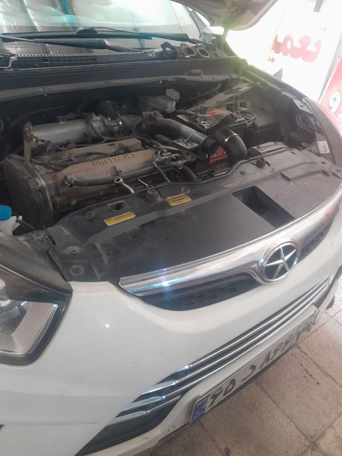 مکانیک خودرو های ایرانی و خارجی و چینی|خدمات موتور و ماشین|قزوین, |دیوار