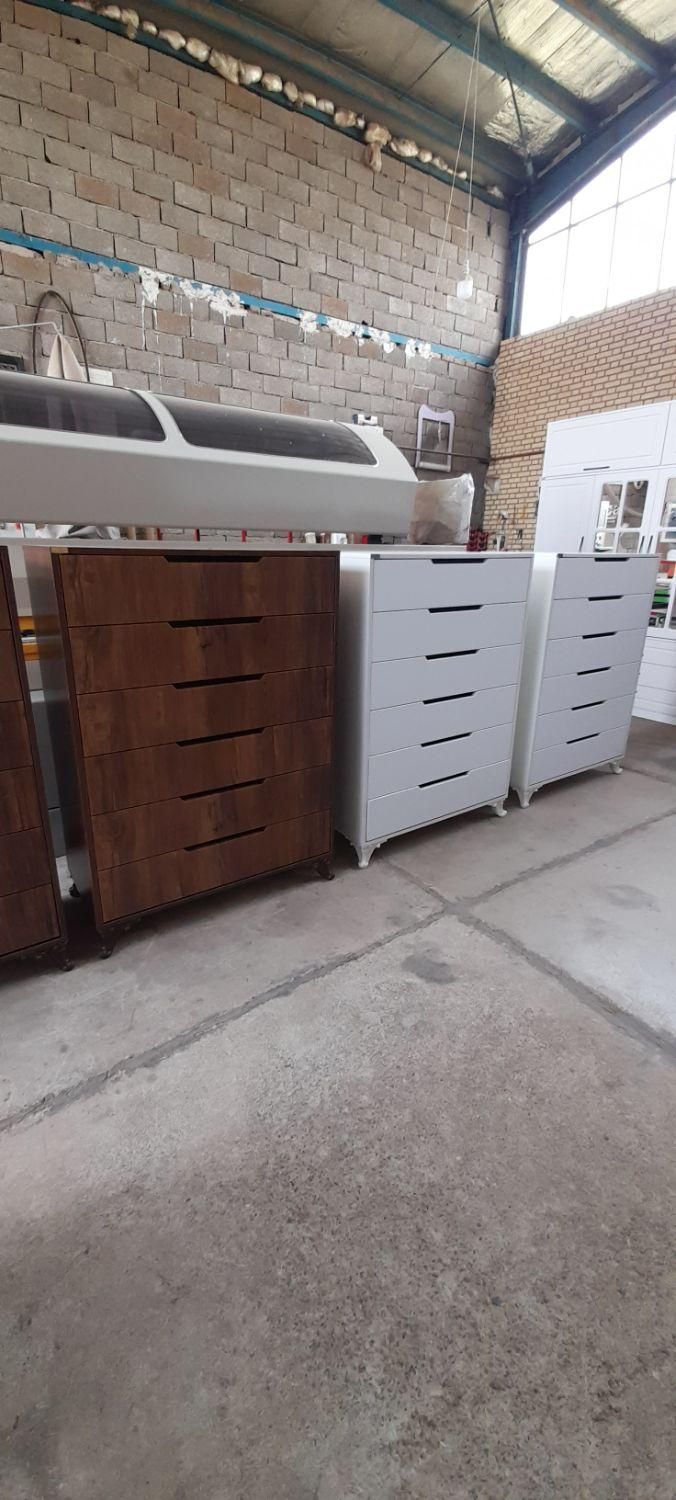 دراور ۷ کشویی شرکتی رنگبندی مختلف|جاکفشی، کمد، دراور|قزوین, |دیوار