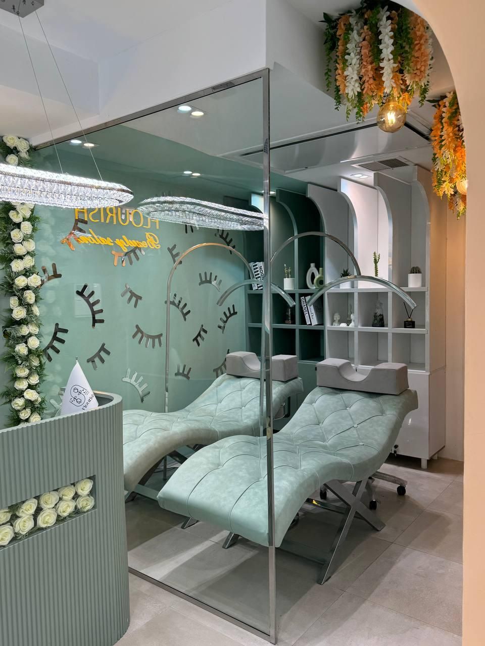 اجاره میز ناخن و تخت مژه سالن فول دیزاین|اجارهٔ دفتر کار، اتاق اداری، مطب|تهران, شهرک غرب|دیوار