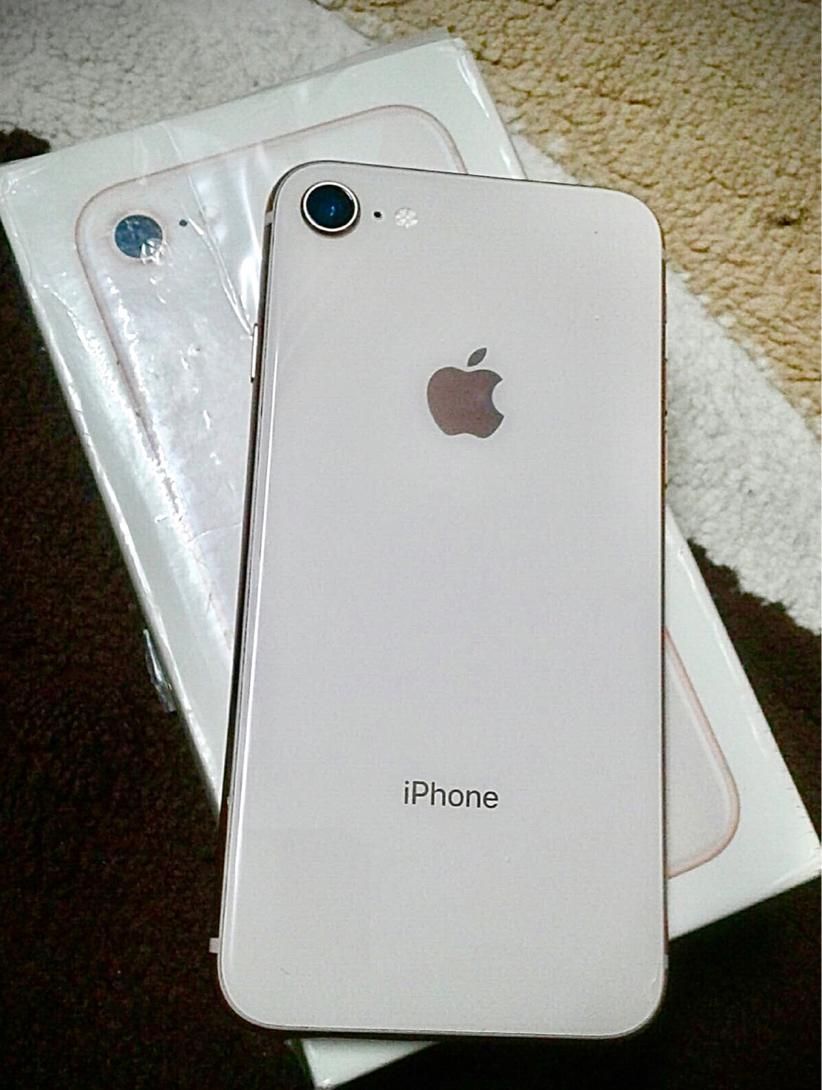 اپل iPhone 8 با حافظهٔ ۶۴ گیگابایت|موبایل|تربت جام, شهید غلام زاده|دیوار