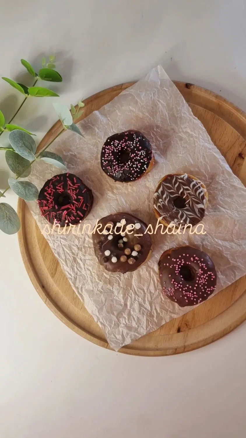 دونات و مینی دونات|خوردنی و آشامیدنی|اصفهان, باغ نگاره|دیوار