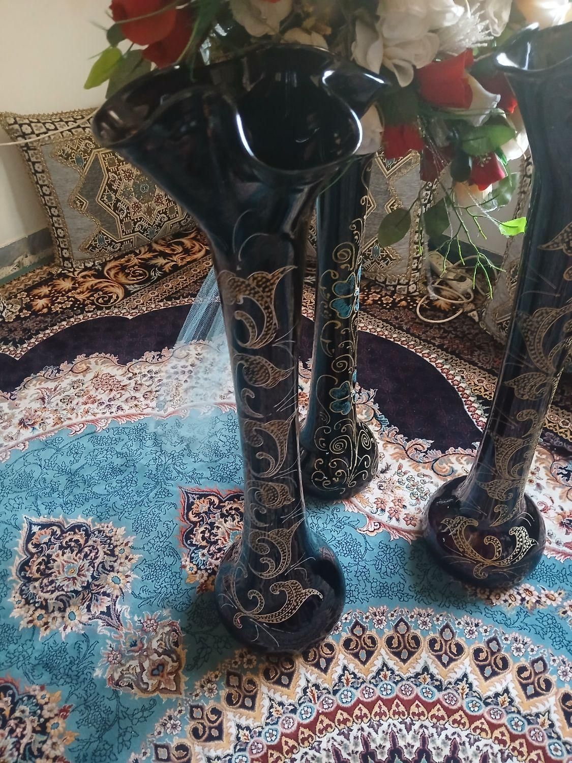 گلدون شیشه ای|گل مصنوعی|کرمان, |دیوار