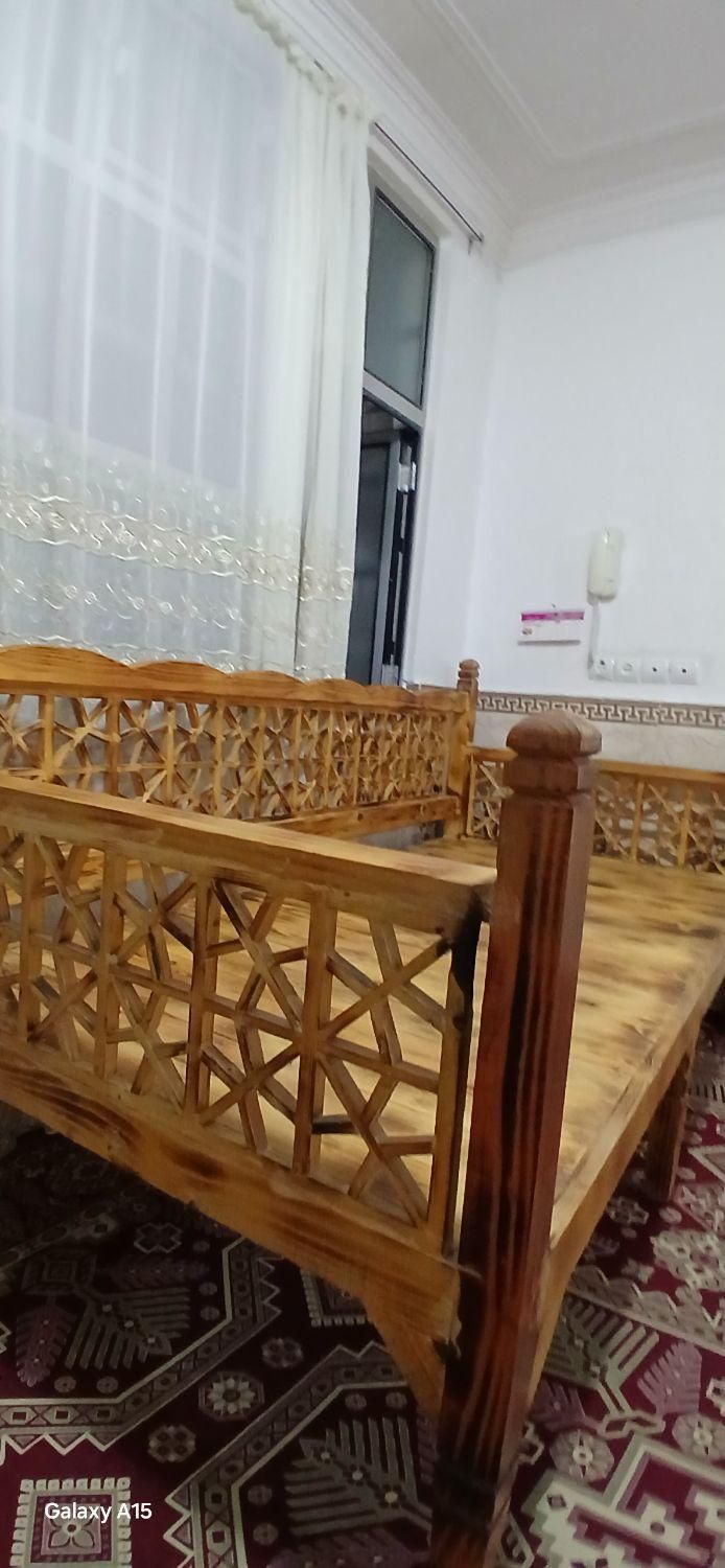 تخت سلطنتی|مبلمان خانگی و میز عسلی|شهریار, |دیوار