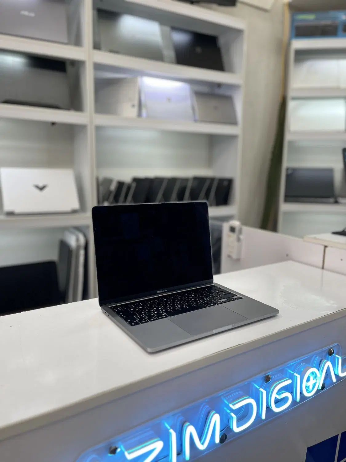 MAC pro m1 اوپن باکس مشابه صفر تاچ بار|رایانه همراه|رشت, دیلمان|دیوار