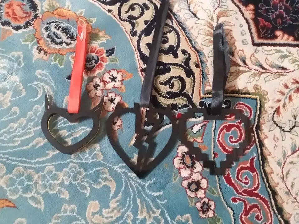 آویز باجنس پلکسی و انواع آویز سوریکاوا(قلب شاخدار)|عمده‌فروشی|ری, منصوریه منگل|دیوار