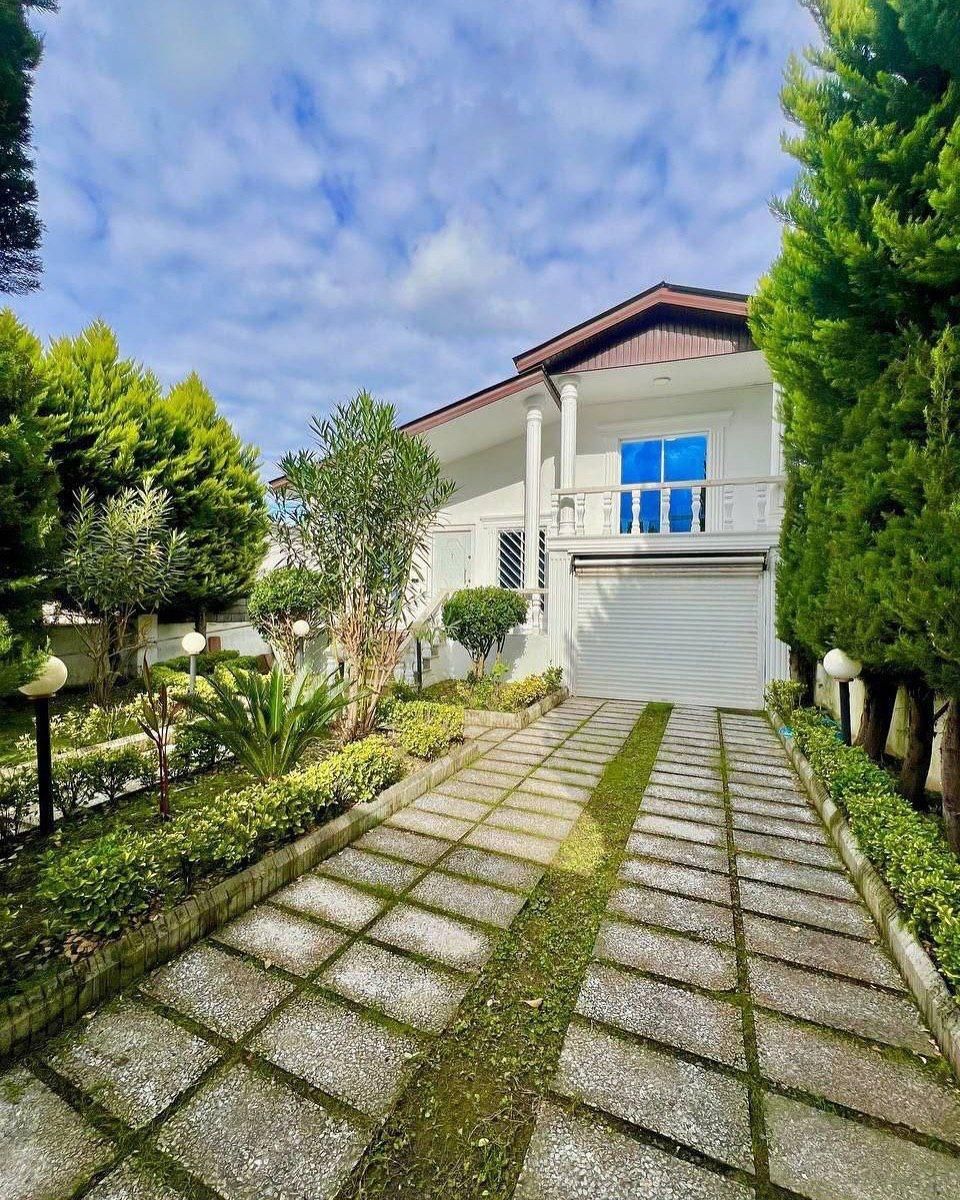 نیم پیلوت مشجر/عروس منطقه/مدارک کامل/فوری|فروش خانه و ویلا|کلاچای, |دیوار