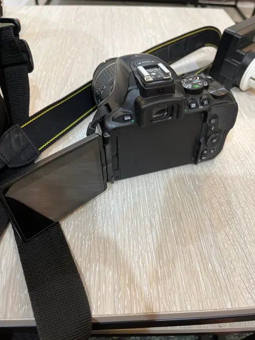 دوربین Nikon D5600|دوربین عکاسی و فیلم‌برداری|تهران, نارمک جنوبی|دیوار