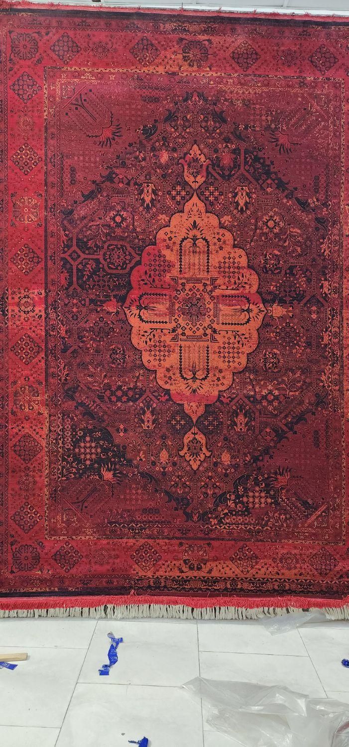 انبار بزرگ فرش شیرازی|فرش|ساری, |دیوار