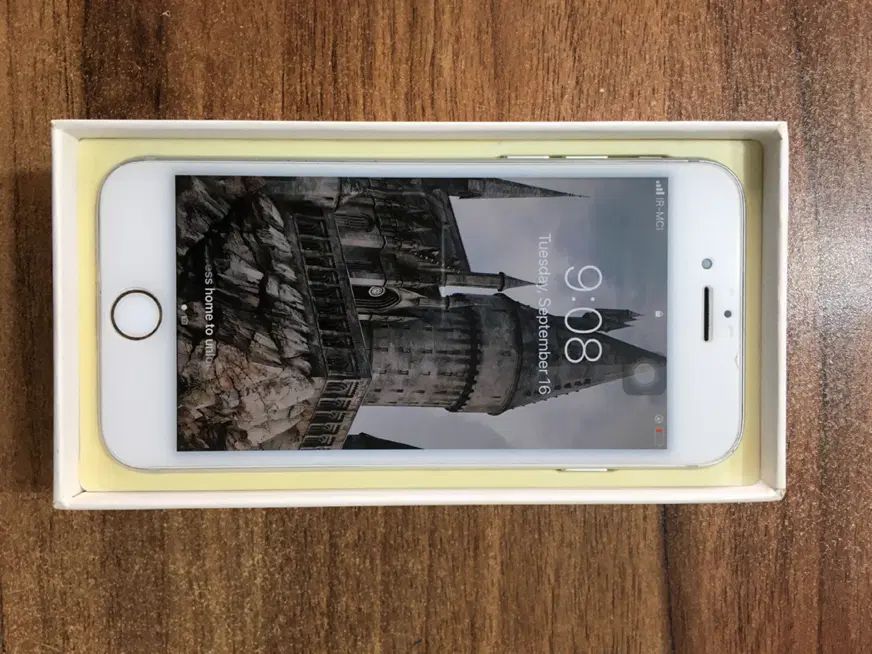 اپل iPhone 7 با حافظهٔ ۱۲۸ گیگابایت|موبایل|تهران, شهرک پرواز|دیوار