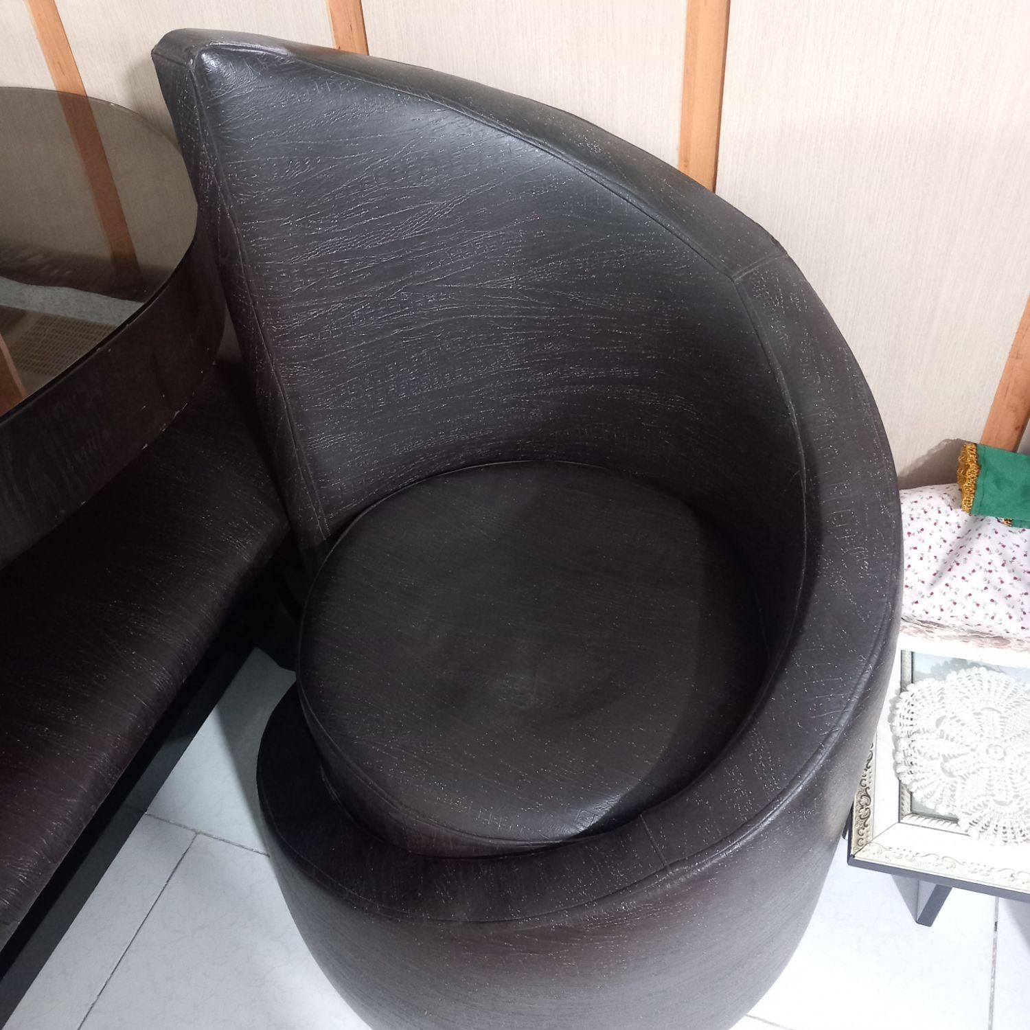 میز غذاخوری۸نفره خیلی شیک و تمیز|میز و صندلی غذاخوری|سبزوار, پیام|دیوار