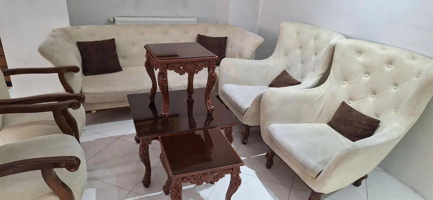 مبلمان ۷ نفره چستر|مبلمان خانگی و میز عسلی|تهران, شوش (باغ آذری)|دیوار