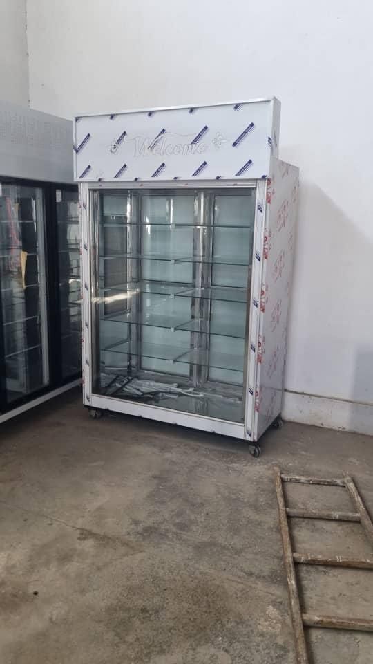 یخچال فروشگاهی|فروشگاه و مغازه|خرمآباد, |دیوار