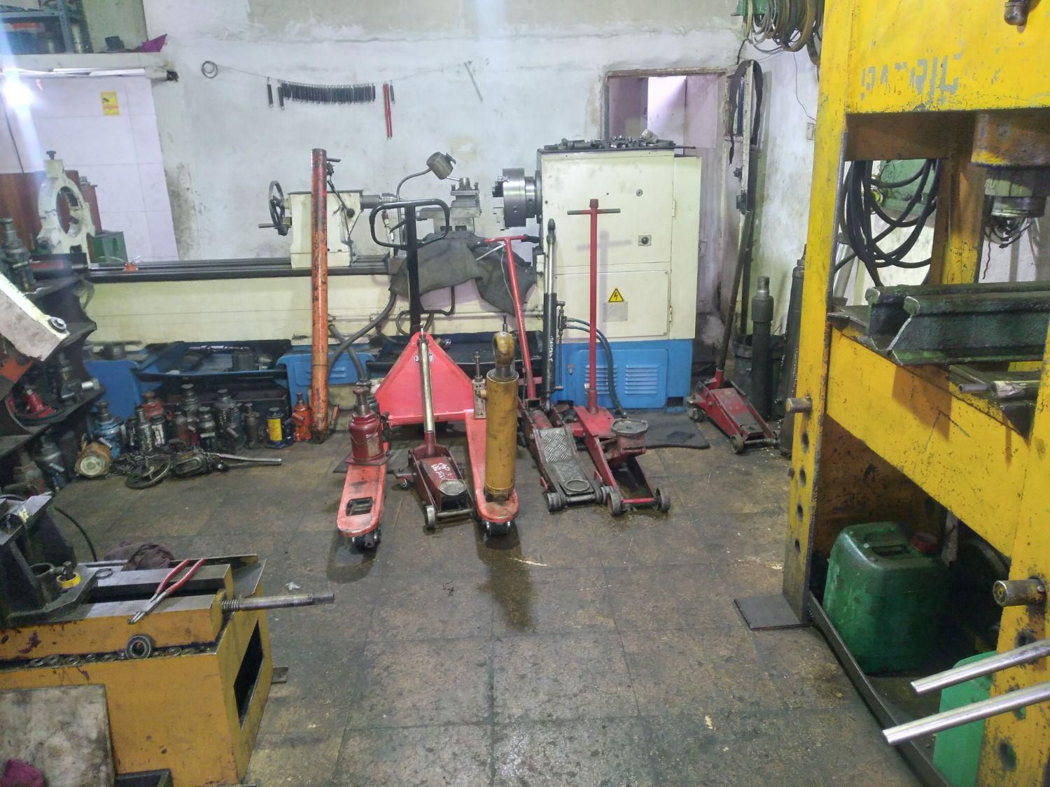 جک سازی و تعمیر انواع جک نوری|خدمات پیشه و مهارت|ملایر, |دیوار