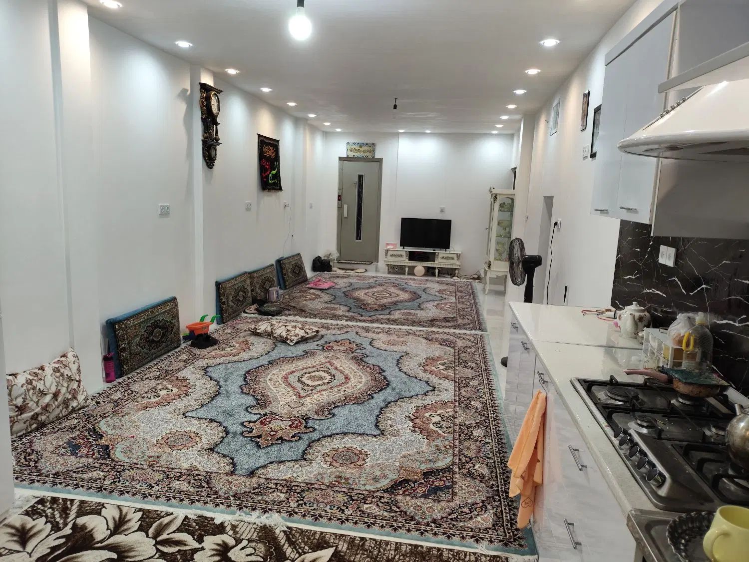 فروش یک واحد درساختمان اداری درحاشیه عبدالمطلب|فروش دفتر کار، اتاق اداری، مطب|مشهد, گلبرگ|دیوار