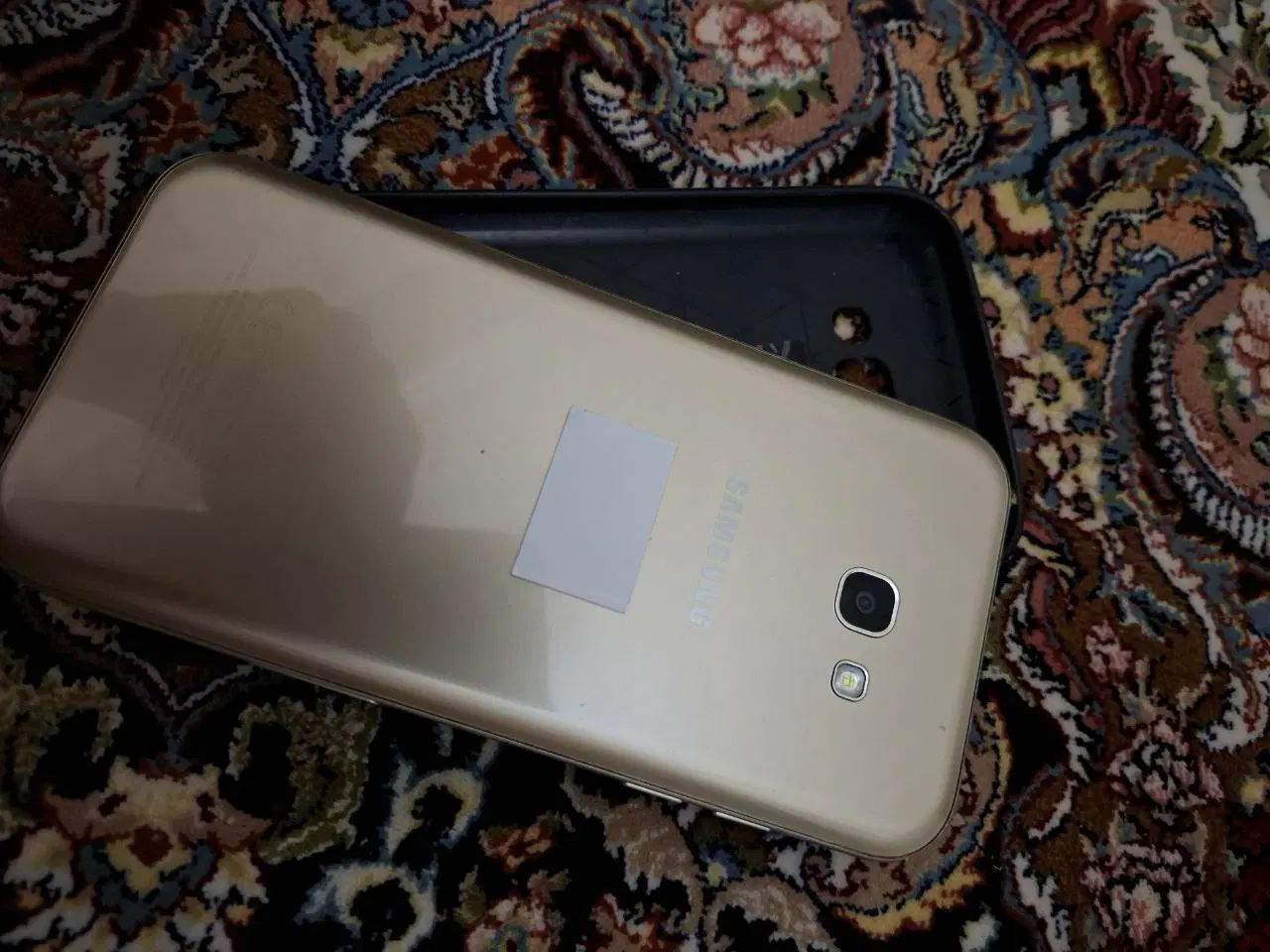 سامسونگ Galaxy A7 (2017) با حافظهٔ ۳۲ گیگابایت|موبایل|تهران, علم و صنعت|دیوار