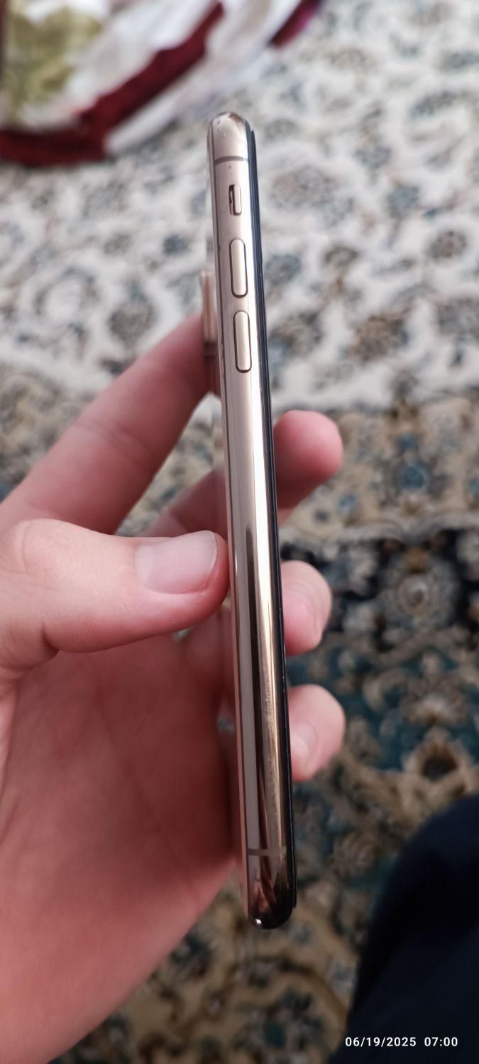 اپل iPhone XS با حافظهٔ ۲۵۶ گیگابایت|موبایل|نیشابور, جمهوری|دیوار
