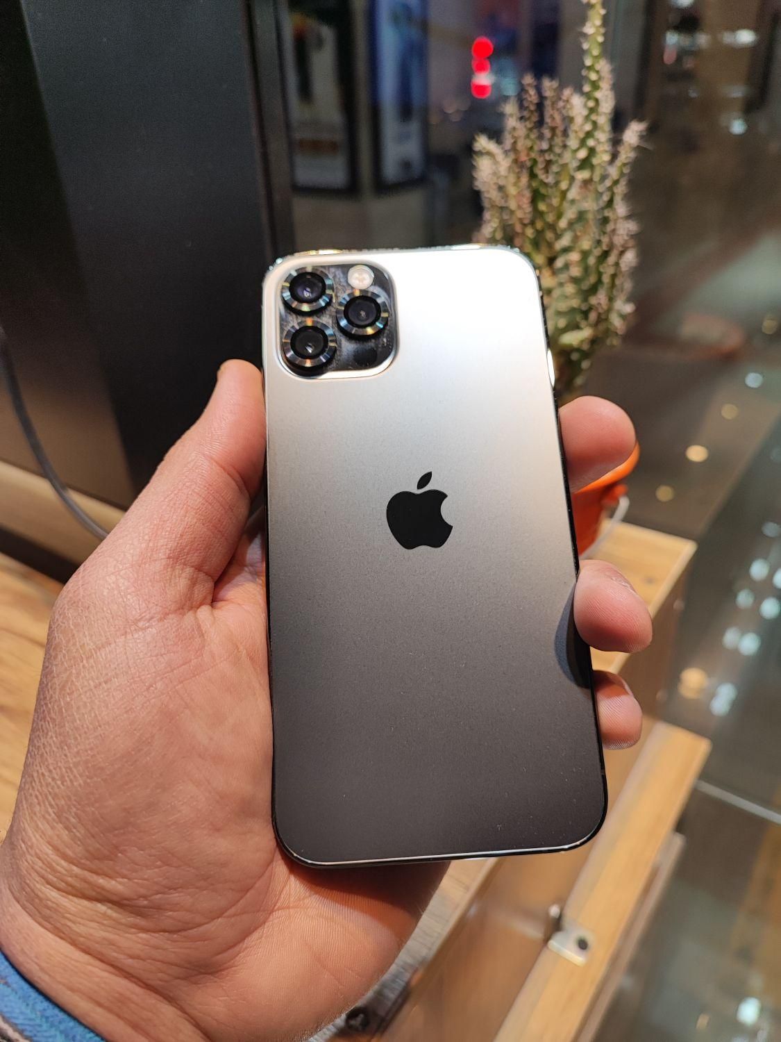 اپل iPhone 13 Pro Max با حافظهٔ ۲۵۶ گیگابایت|موبایل|اراک, |دیوار