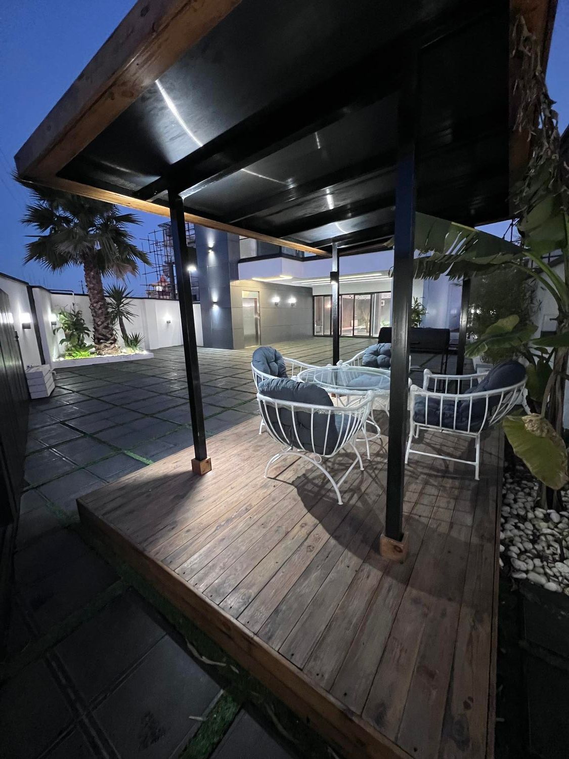 اجاره روزانه ویلا مدرن استخر دار ۳خوابه|اجارهٔ کوتاه‌مدت ویلا و باغ|رامسر, |دیوار