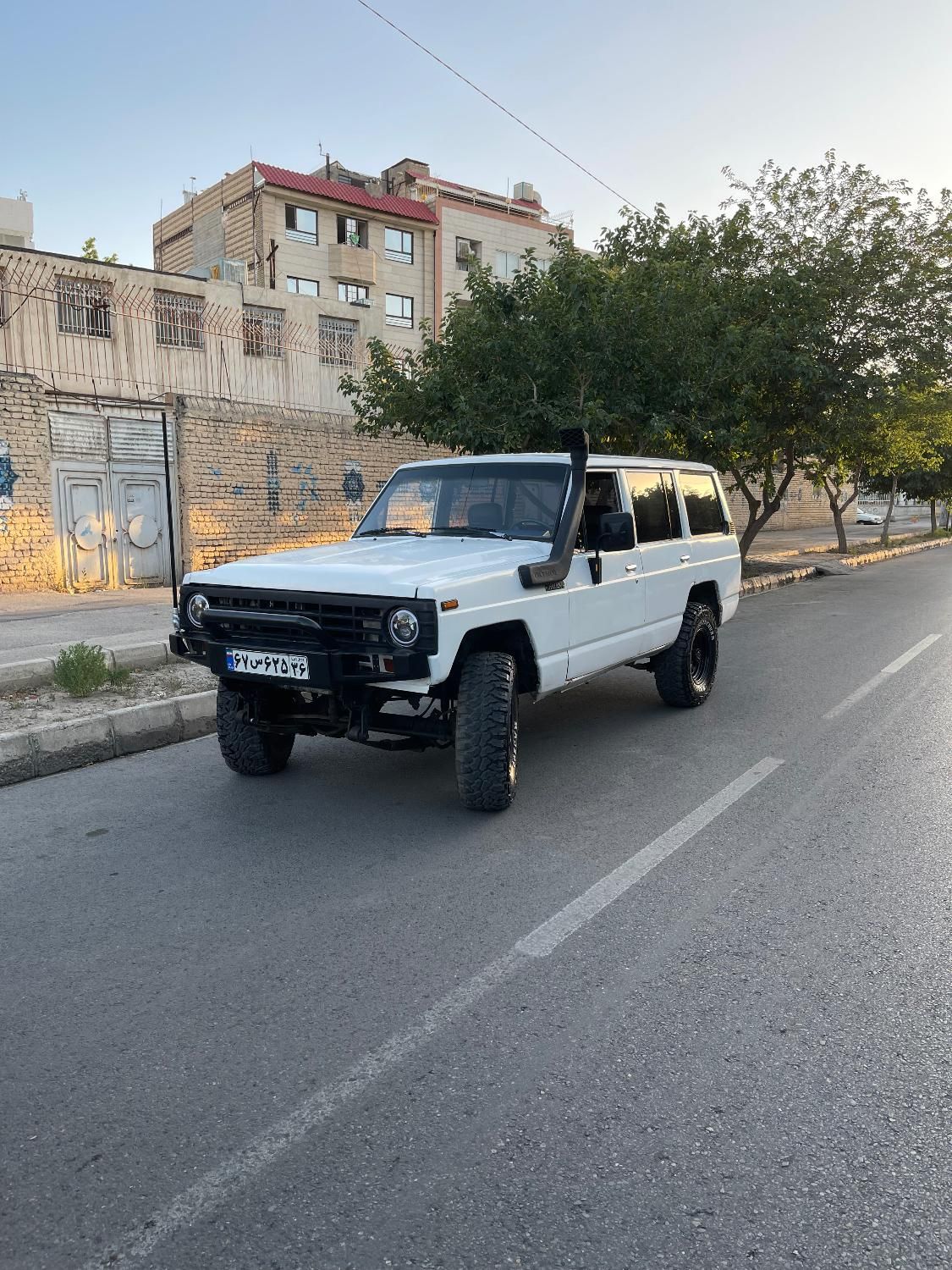 نیسان پاترول 4 در 6 سیلندر، مدل ۱۳۷۶ درجه یک|خودرو سواری و وانت|مشهد, شهید فرامرز عباسی|دیوار