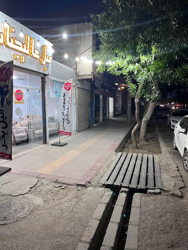 واگذاری مغازه مبلمان با تمام وسایل مبلمان و تابلو|اجارهٔ مغازه و غرفه|اصفهان, خانه اصفهان|دیوار