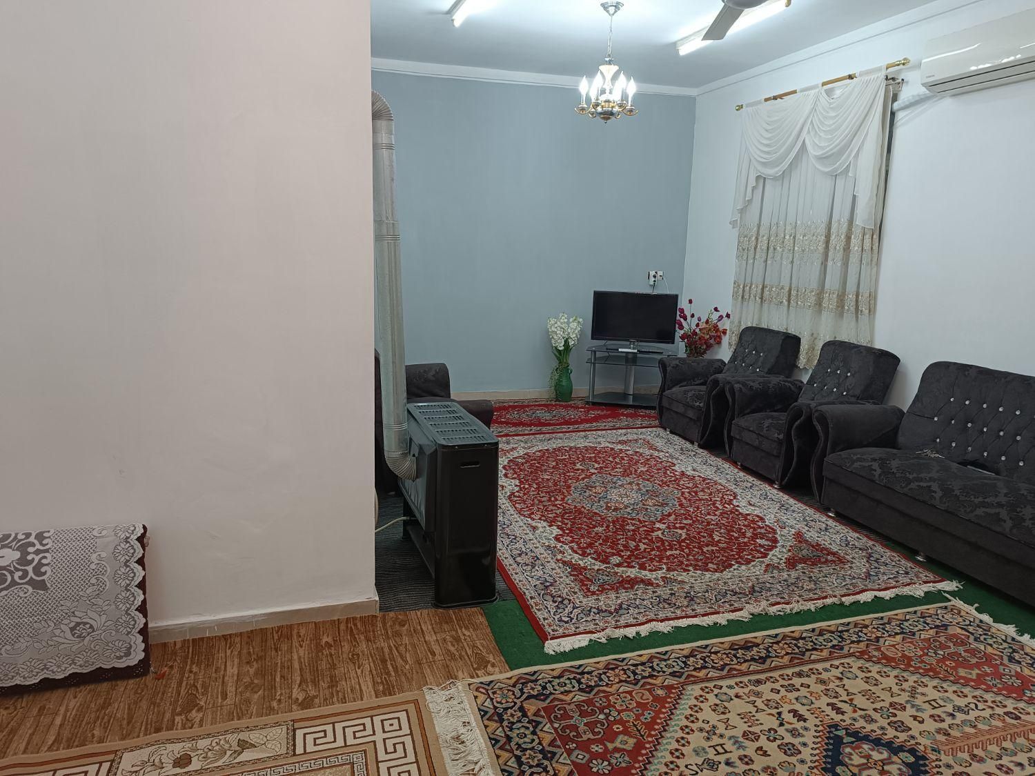 اجاره روزانه خونه روستایی|اجارهٔ کوتاهمدت ویلا و باغ|کوچصفهان, |دیوار