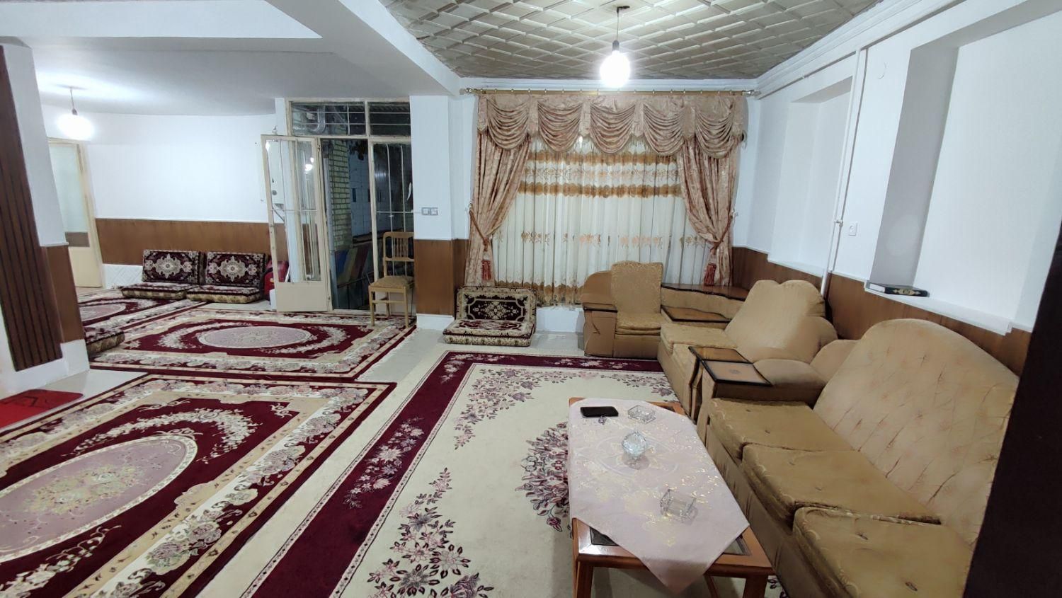 اجاره منزل سوییت روزانه سویت|اجارهٔ کوتاه‌مدت آپارتمان و سوئیت|سنندج, |دیوار