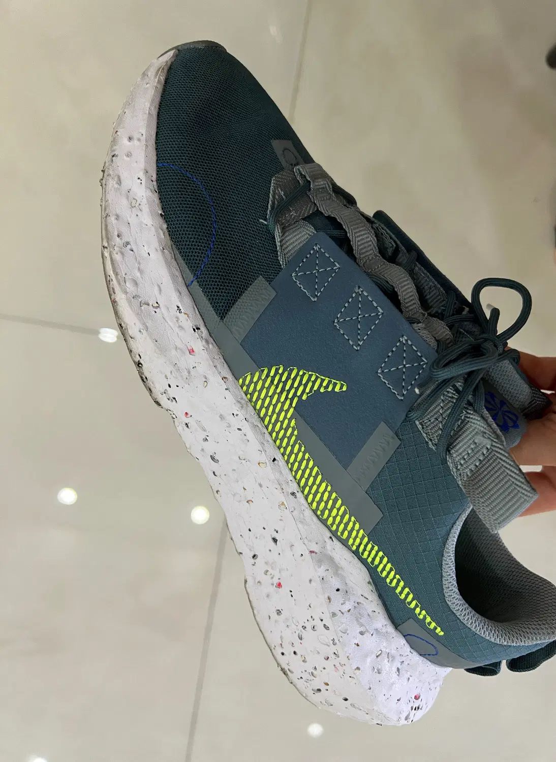 کتانی Nike اورجینال|کیف، کفش، کمربند|تهران, عباس‌آباد|دیوار