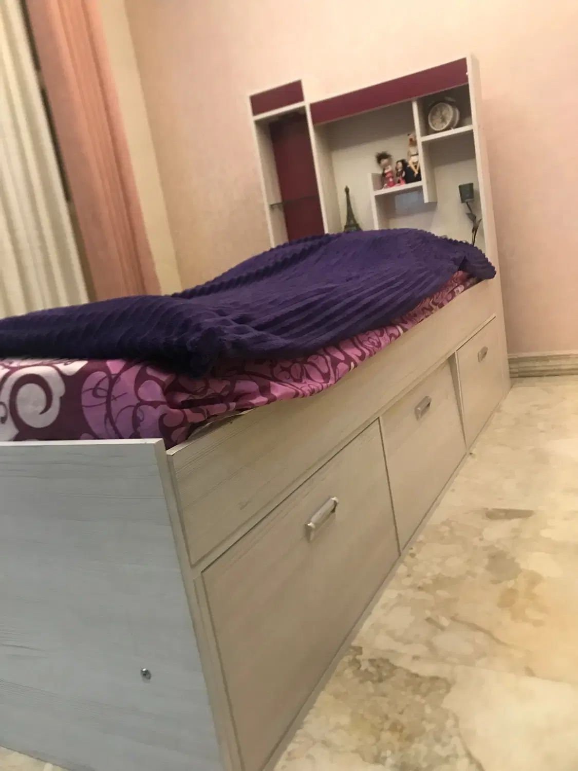 سرویس تخت نوجوان ،میز تحریر و میز آرایش آئینه دار|تخت و سرویس خواب|تهران, دروس|دیوار