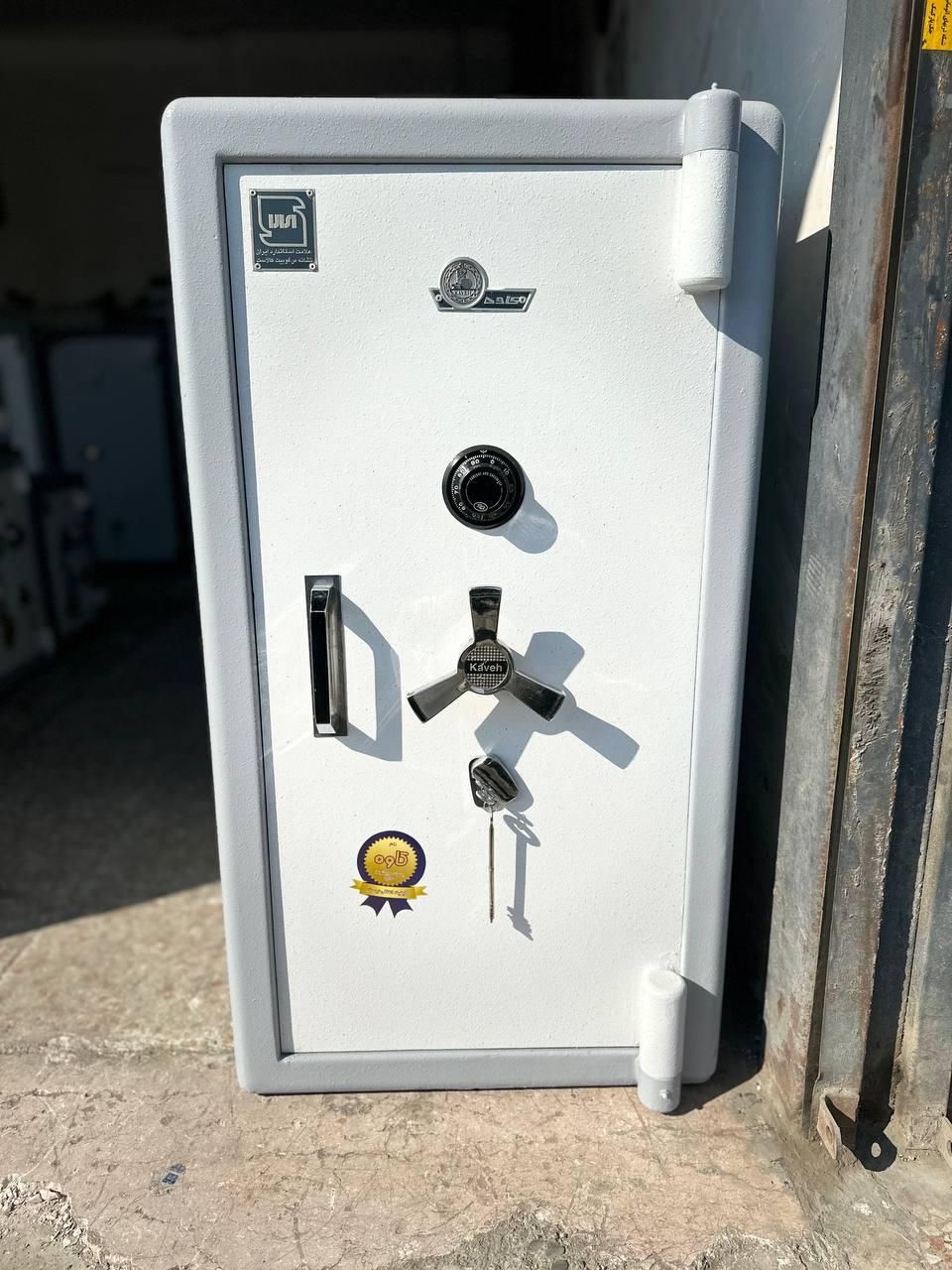 گاوصندوق 750s کلیدتاشو مرتب تمیز به شرط گاو صندوق|ابزارآلات|تهران, دهکده المپیک|دیوار