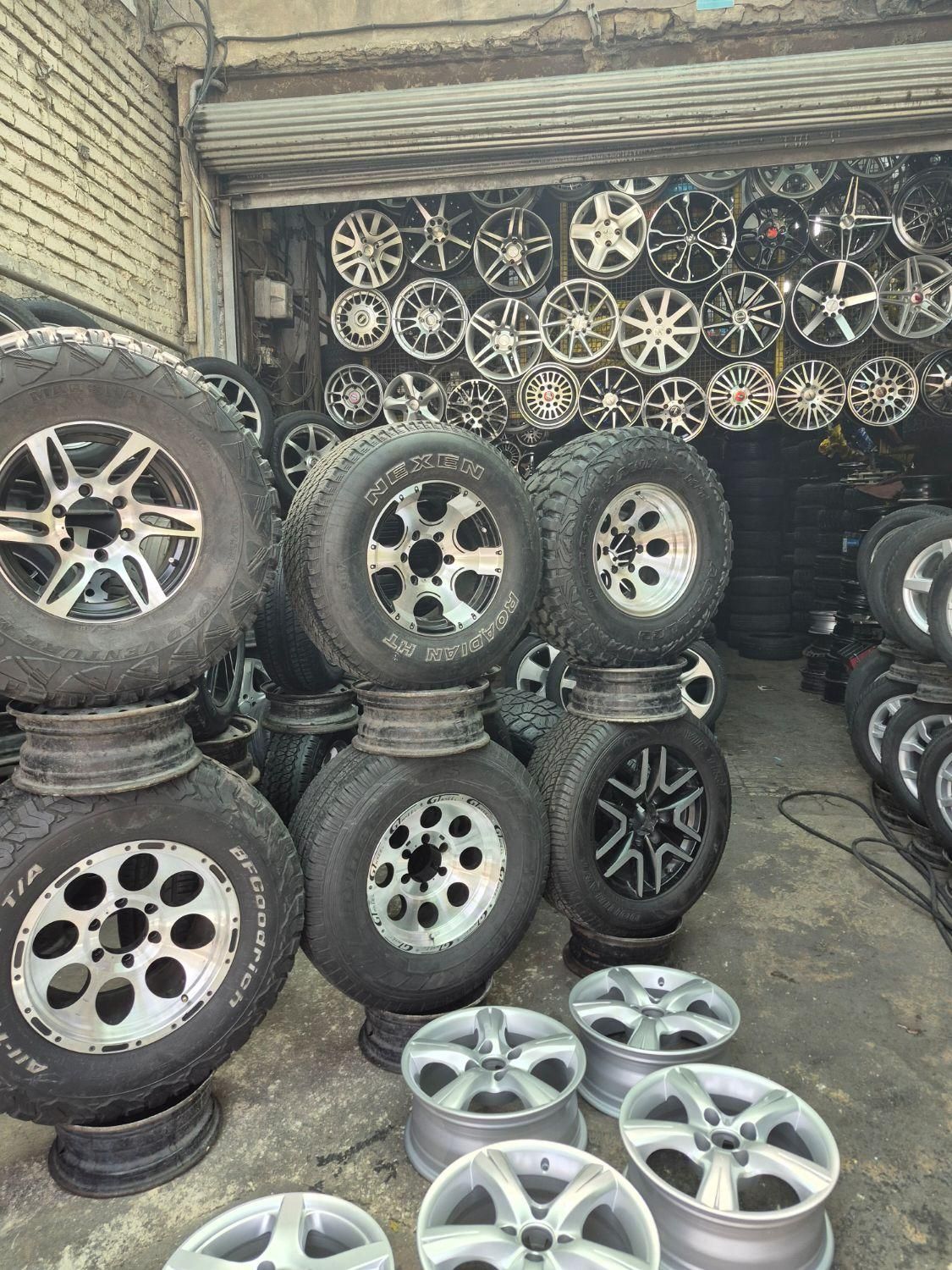 کارگر ساده در لاستیک فروشی|استخدام بازاریابی و فروش|تهران, کوثر|دیوار