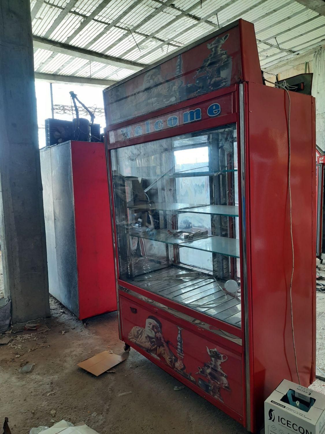 تعدادی یخچال فریزر ایستاده مغازه|فروشگاه و مغازه|سبزوار, |دیوار