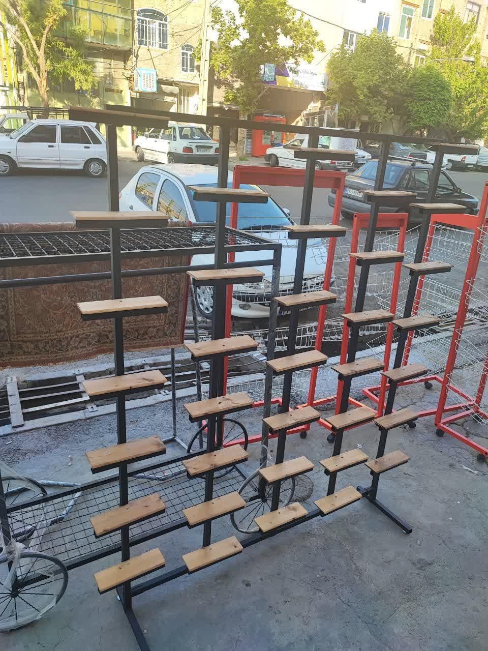 رگال مزون.دکور بندی.دکور لباس.رگال آویز.رگال بوتیک|فروشگاه و مغازه|رشت, جانبازان|دیوار