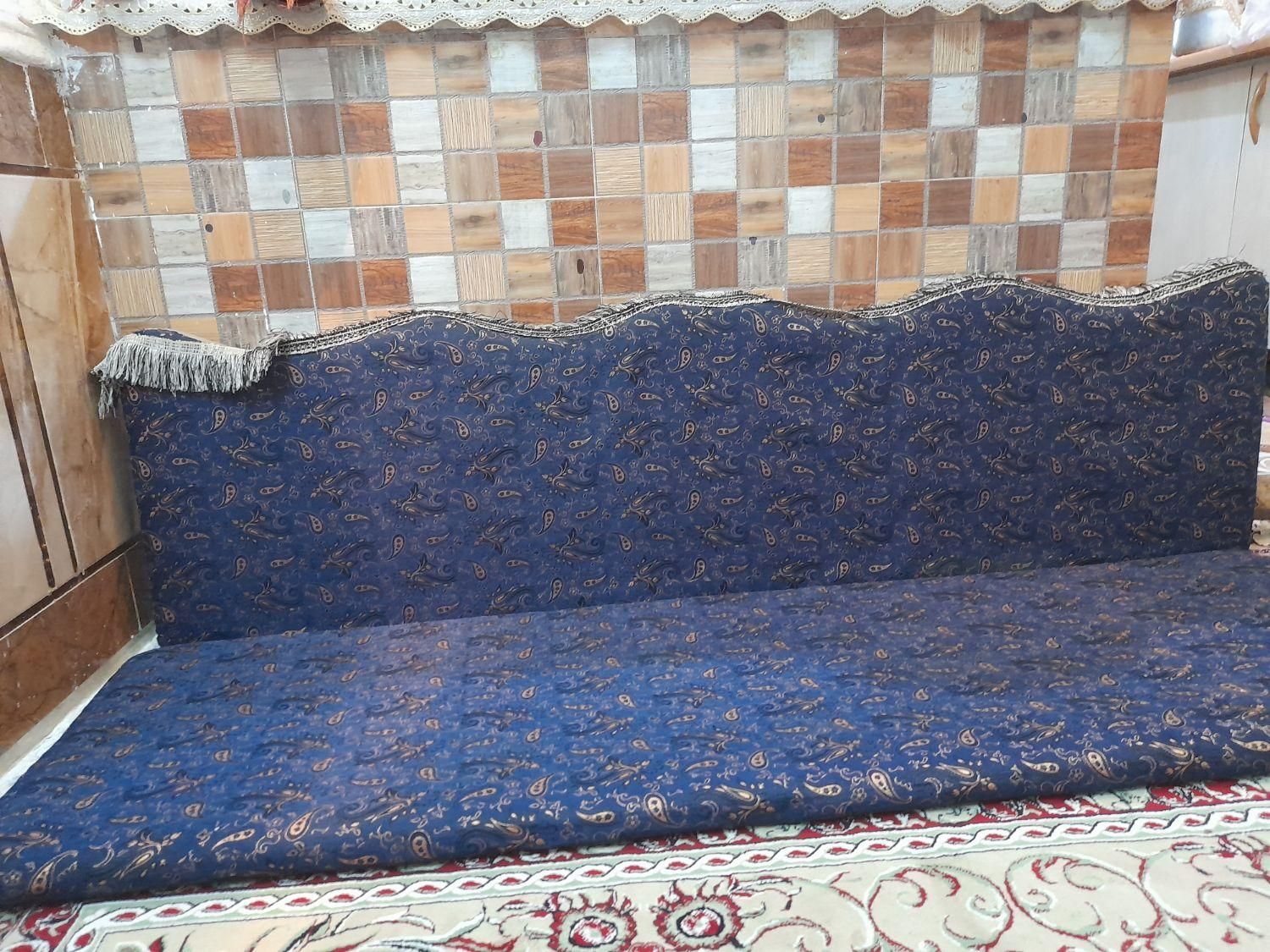 دوعدد پشتی خلیجی یعنی چهار متر|پشتی|اهواز, کارون|دیوار