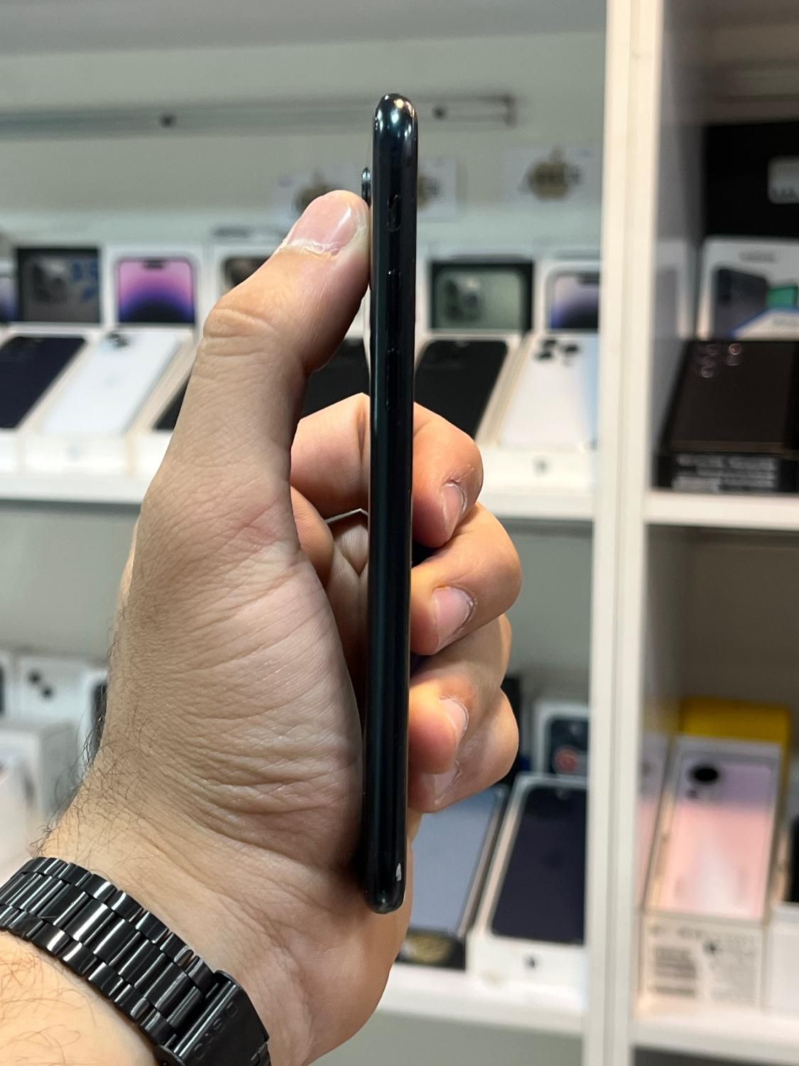 Iphone se 2022 128 گیگابایت|موبایل|کرج, کوی امامیه|دیوار