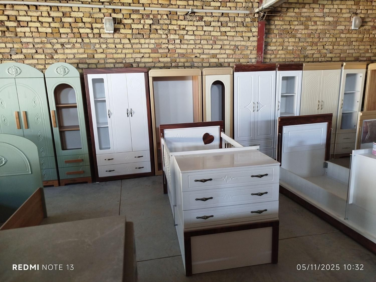 سیسمونی تخت دومنظوره نوزادی نوجوانی باکمد و ویترین|اسباب و اثاث بچه|زنجان, |دیوار